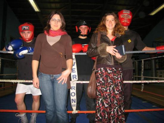 les boxeuses Ingrid et Saraha soutienent nos competiteurs